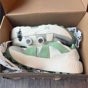 Speedland trailing running shoes GS:TMTGreen and White unisex